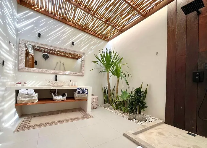 Sumajah Residences 2 - Modern With Private Pool In Villa